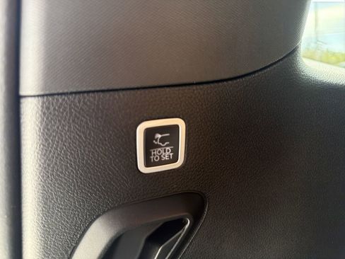 New 2026 Jeep Grand Wagoneer Limited w/ HD Trailer Tow Package image 21