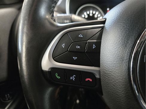 Used 2018 Jeep Compass Sport w/ Cold Weather Group AWD/4WD image 12