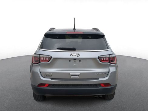 Certified 2022 Jeep Compass Limited AWD/4WD image 7