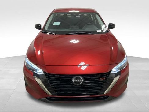 Used 2025 Nissan Sentra SR image 7