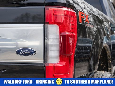 Used 2018 Ford F250 Platinum w/ Platinum Ultimate Package image 7