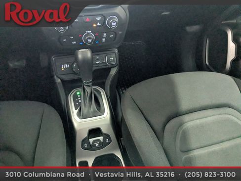 Used 2022 Jeep Renegade Latitude image 22