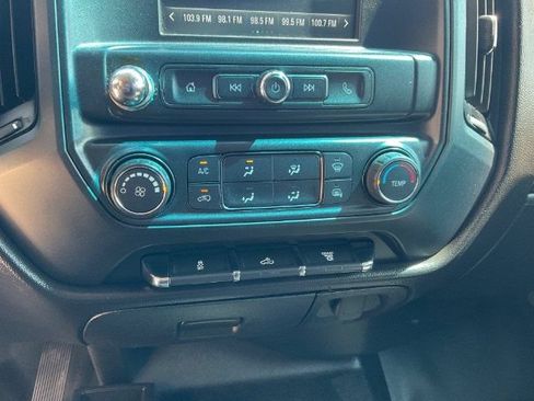 Used 2018 Chevrolet Silverado 2500 W/T w/ WT Convenience Package AWD/4WD image 23
