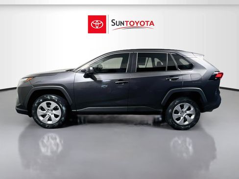 Used 2023 Toyota RAV4 LE FWD image 7