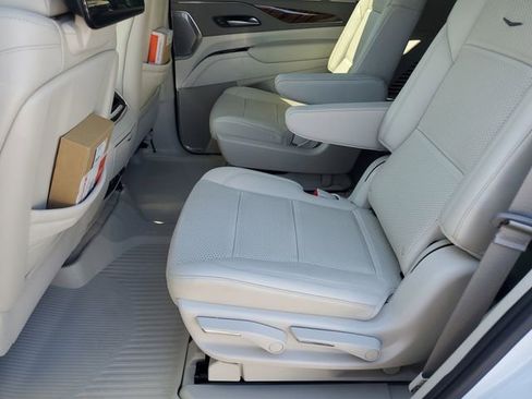 Used 2023 Cadillac Escalade Sport Platinum image 22