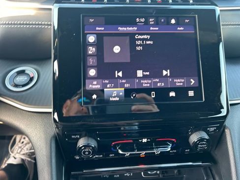 New 2026 Jeep Grand Cherokee Laredo AWD/4WD image 25