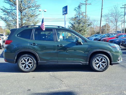 Certified 2023 Subaru Forester Premium image 2