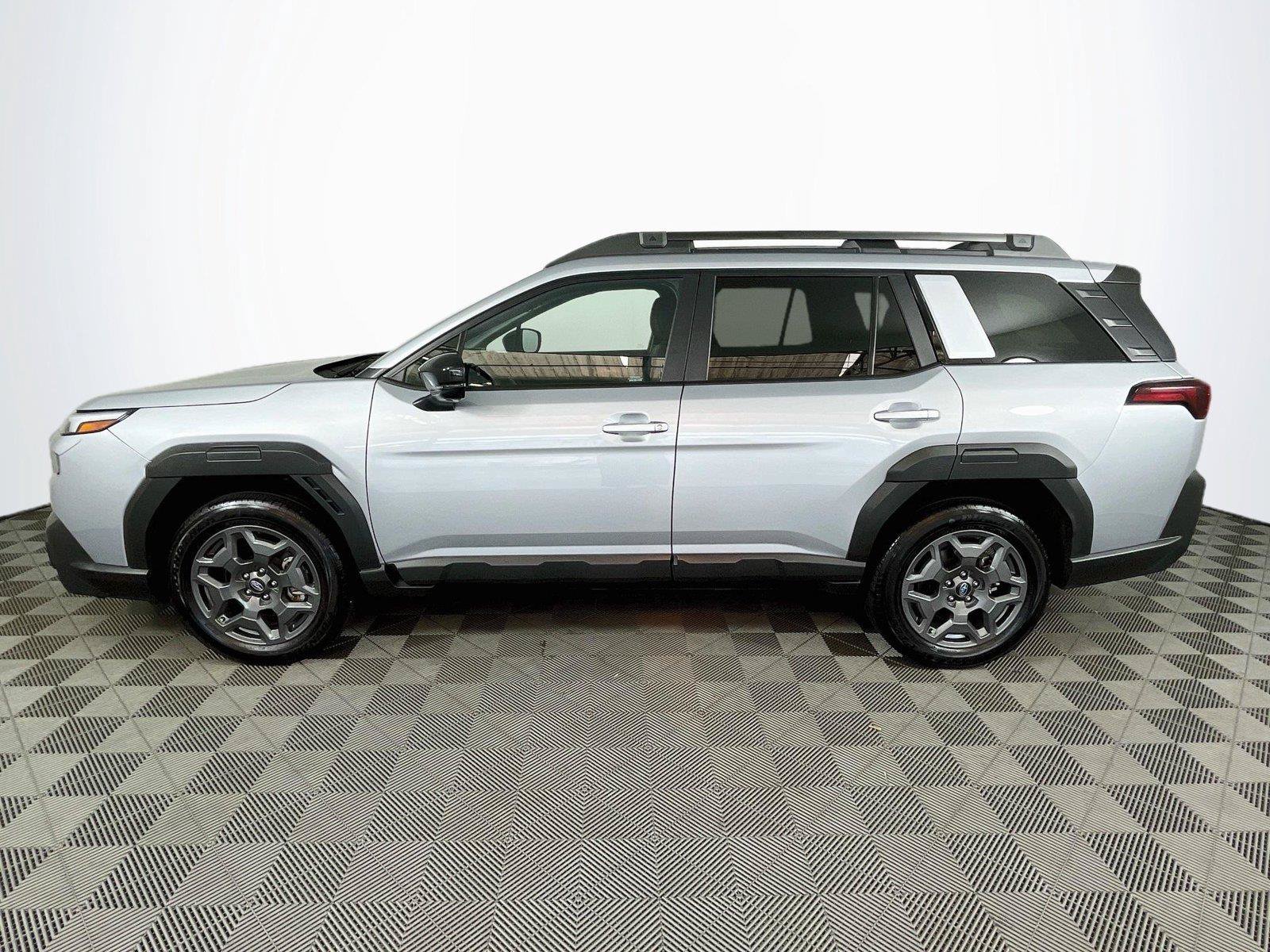 Certified 2026 Subaru Outback Premium AWD/4WD image 4