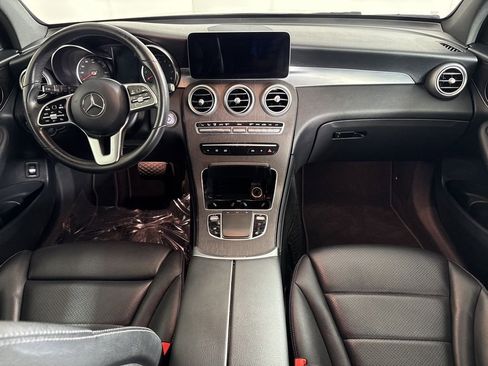 Used 2020 Mercedes-Benz GLC 300 image 13