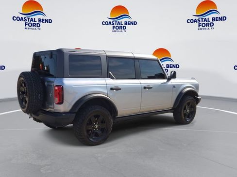 Used 2024 Ford Bronco Black Diamond AWD/4WD image 8