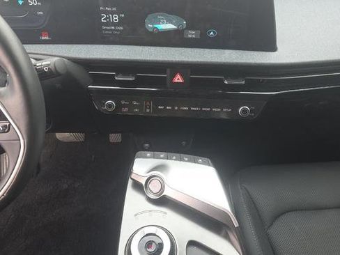 Used 2024 Kia EV6 Wind image 13