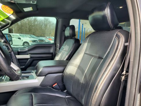 Used 2018 Ford F150 Lariat w/ Equipment Group 502A Luxury image 11