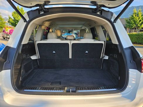 Used 2022 Mercedes-Benz GLS 450 4MATIC image 12