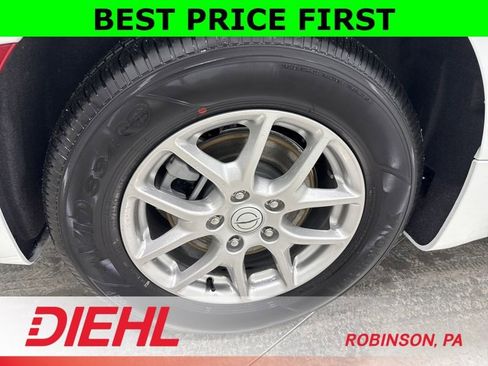 New 2026 Chrysler Pacifica Select image 8