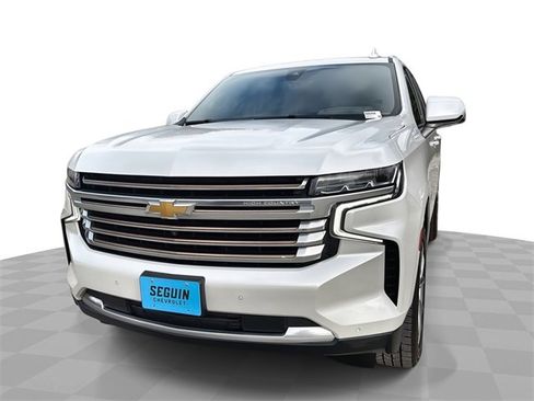 Certified 2022 Chevrolet Tahoe High Country w/ Premium Package image 1