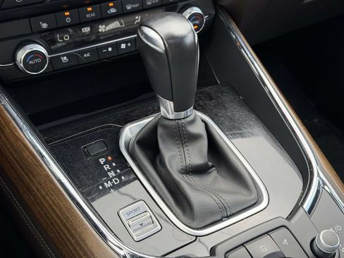 Used 2022 MAZDA CX-9 Signature AWD/4WD image 6