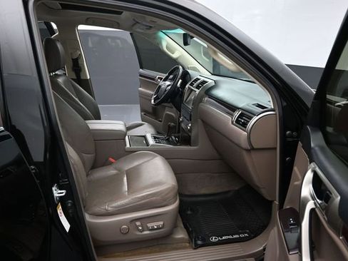 Used 2014 Lexus GX 460 w/ Premium Package AWD/4WD image 39