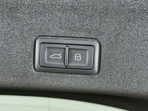 New 2026 Audi Q3 quattro 2.0T AWD/4WD image 40