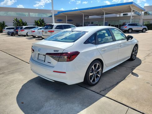 New 2026 Honda Civic Sport Touring image 4