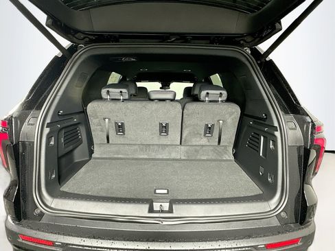New 2026 Chevrolet Traverse LT image 26