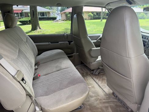 Used 2003 GMC Safari Passenger w/ Sle Preferred Equipment Group RWD image 15