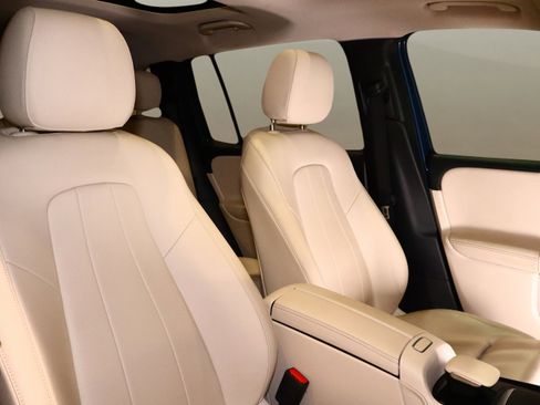 Used 2022 Mercedes-Benz GLB 250 image 19