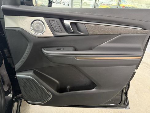 Used 2025 Buick Enclave Avenir w/ Super Cruise Package image 33