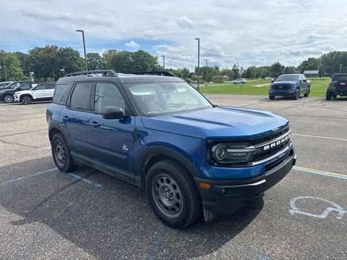 Used 2024 Ford Bronco Sport Outer Banks AWD/4WD image 2