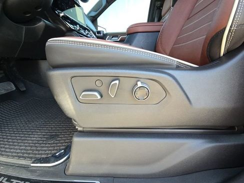 Used 2025 GMC Sierra 1500 Denali Ultimate image 22