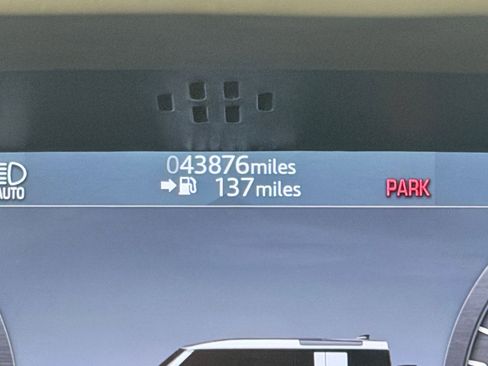 Certified 2021 Land Rover Defender 110 X-Dynamic SE image 19