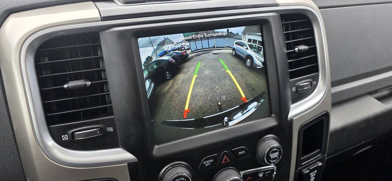 Used 2019 RAM 1500 Big Horn w/ Rambox Value Package AWD/4WD image 15