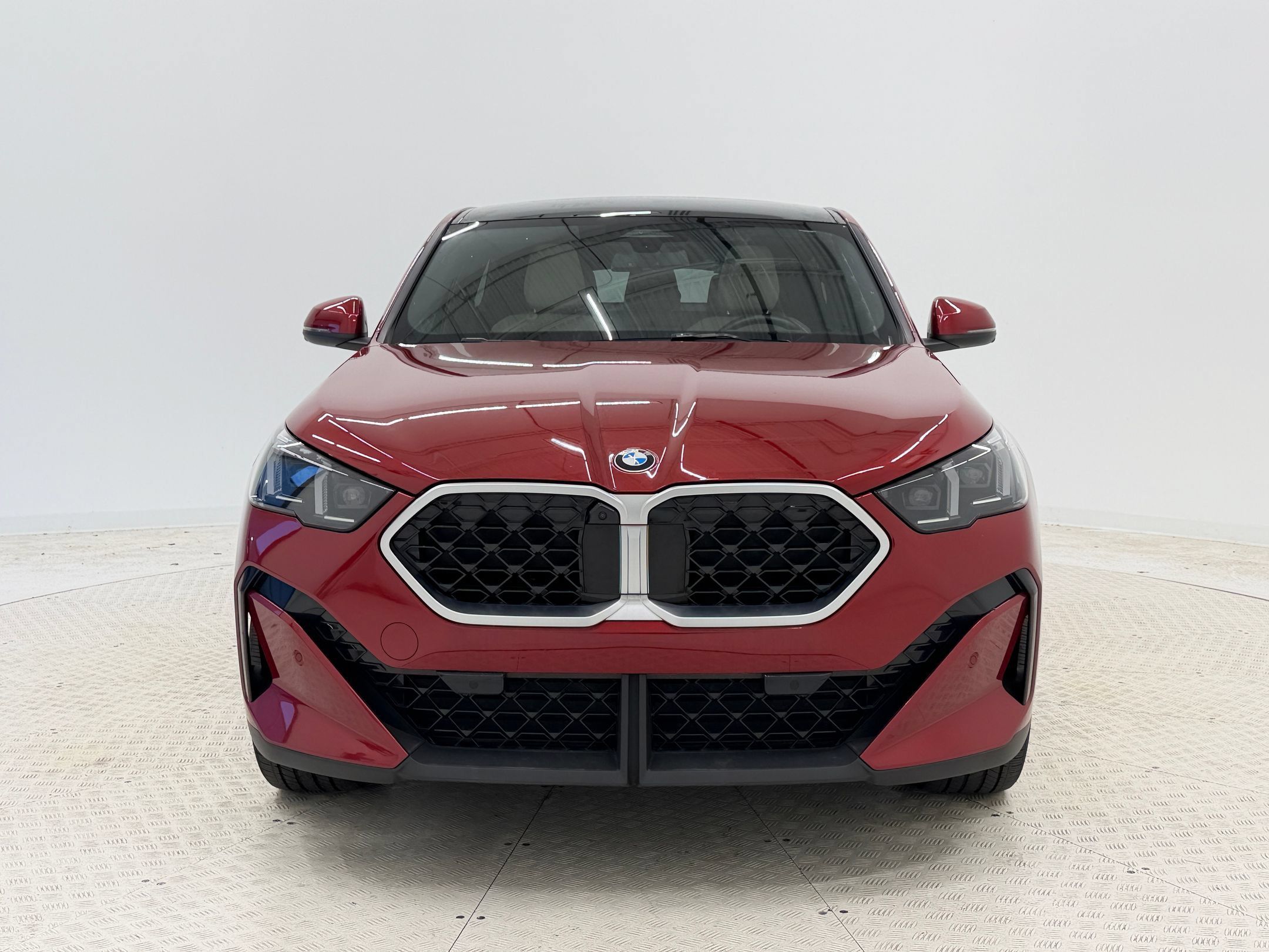 Used 2025 BMW X2 xDrive28i w/ Technology Package AWD/4WD image 7