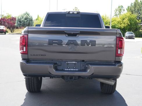 Used 2025 RAM 2500 Limited AWD/4WD image 5