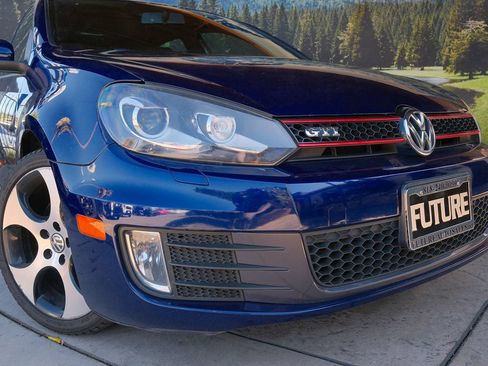 Used 2011 Volkswagen GTI 4-Door FWD image 6