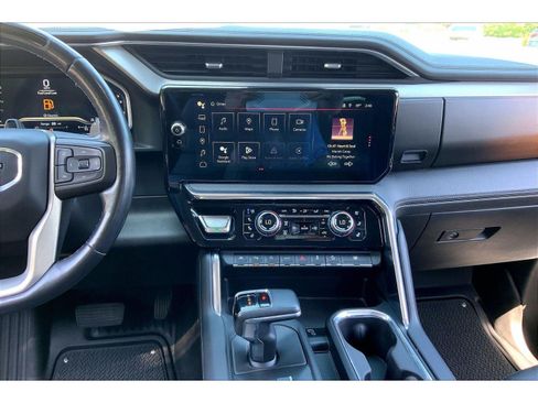 Used 2024 GMC Sierra 1500 Denali AWD/4WD image 6