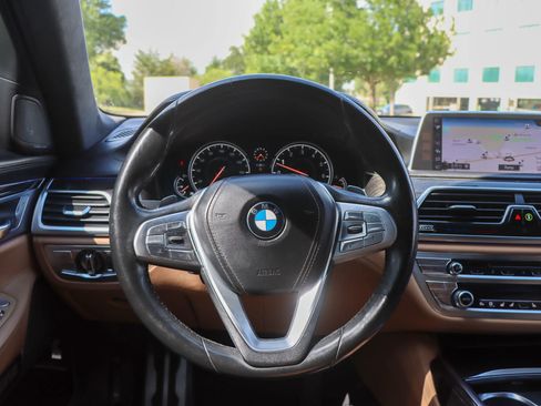 Used 2016 BMW 750i xDrive AWD/4WD image 28