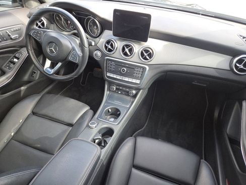 Used 2018 Mercedes-Benz GLA 250 4MATIC image 26