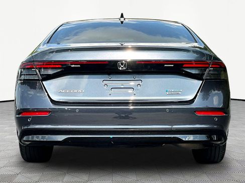 Used 2023 Honda Accord Touring image 5