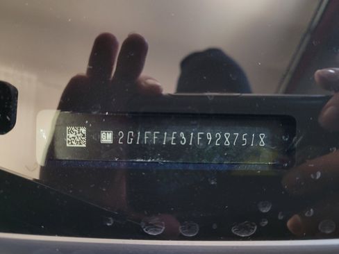 Used 2015 Chevrolet Camaro LT image 33