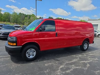 New 2026 Chevrolet Express 3500 Extended w/ Driver Convenience Package