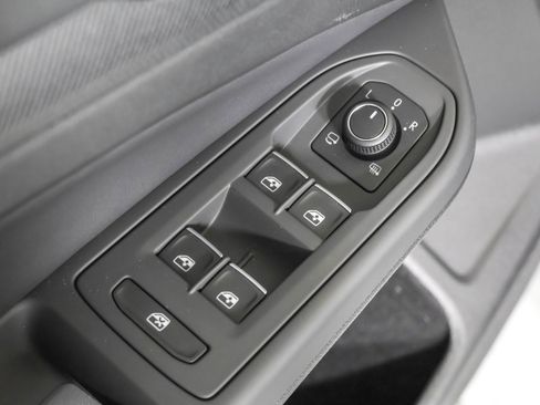 New 2026 Volkswagen Golf AWD/4WD image 34