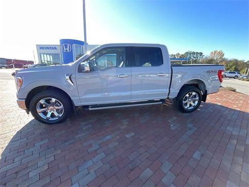 Used 2023 Ford F150 Lariat w/ Max Trailer Tow Package image 31