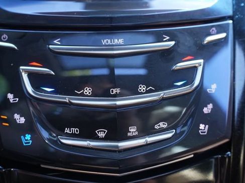 Used 2017 Cadillac Escalade Platinum AWD/4WD image 27
