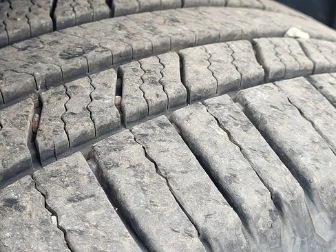 Used 2019 Buick Regal Essence w/ Driver Confidence Package I image 11