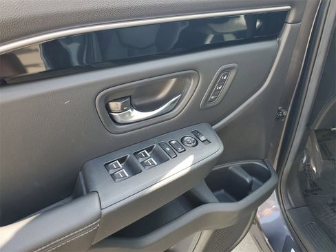 Used 2025 Honda Pilot EX-L image 22