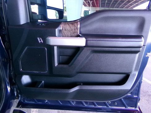 Used 2019 Ford F250 Lariat w/ Lariat Ultimate Package AWD/4WD image 15