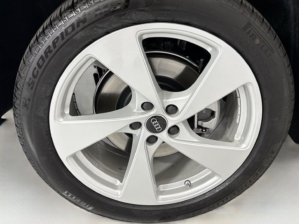 Used 2026 Audi Q5 Premium Plus AWD/4WD image 32