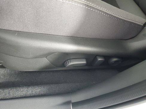 New 2025 Subaru Crosstrek 2.5i Premium image 30