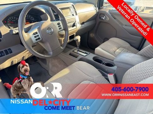 Used 2015 Nissan Frontier SV image 13