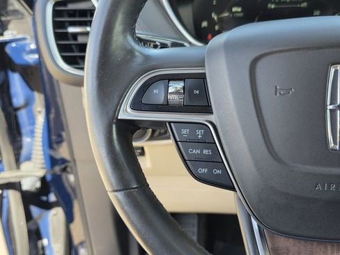 Used 2019 Lincoln Nautilus Reserve image 26